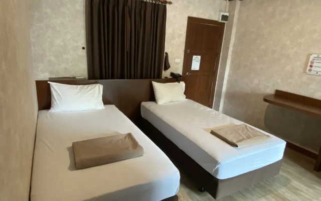 RoomQuest Chonburi Laem Chabang