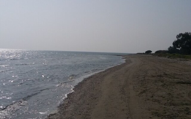 Il Mare Beach House