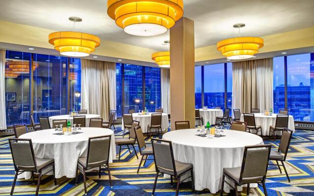The Hollis Halifax a DoubleTree Suites by Hilton Hotel