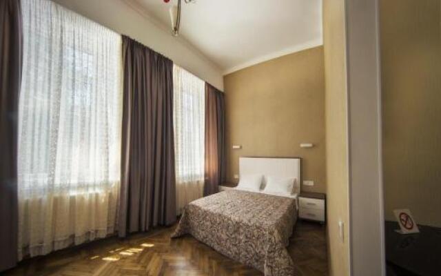 Apartments Kvartira1