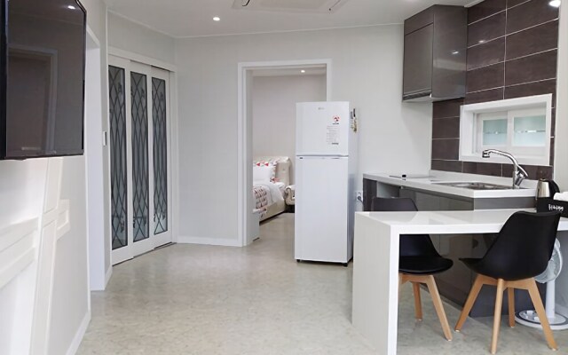 Uljin Nice Day Pension