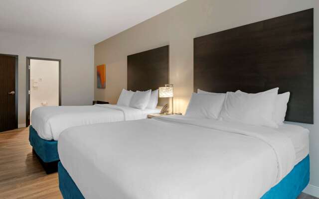 MainStay Suites Cincinnati University - Uptown