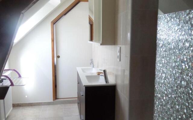 Gîte Sambin, 4 pièces, 6 personnes - FR-1-491-56