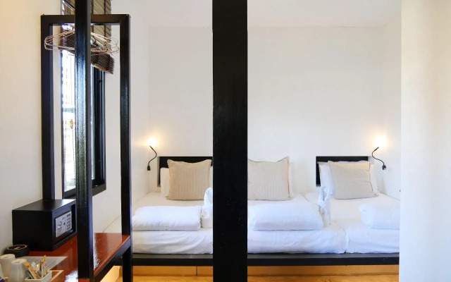 Book a Bed Poshtel - Hostel