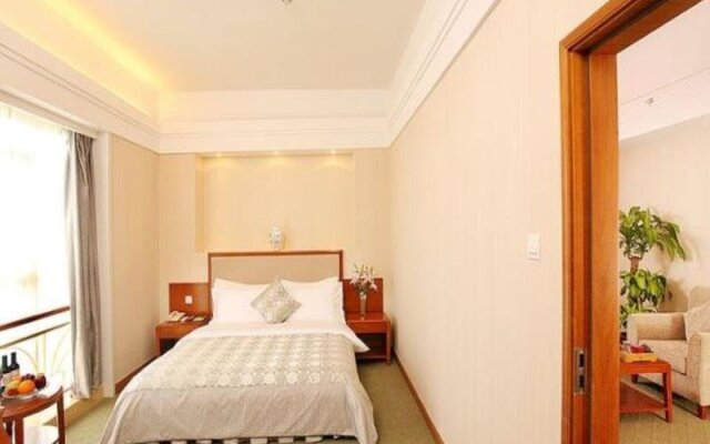 Dolton Grand Source Hotel