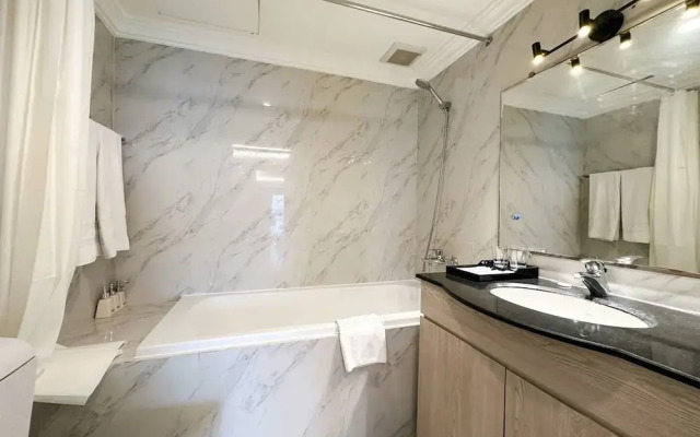 Skyline Tower - Service Apartments