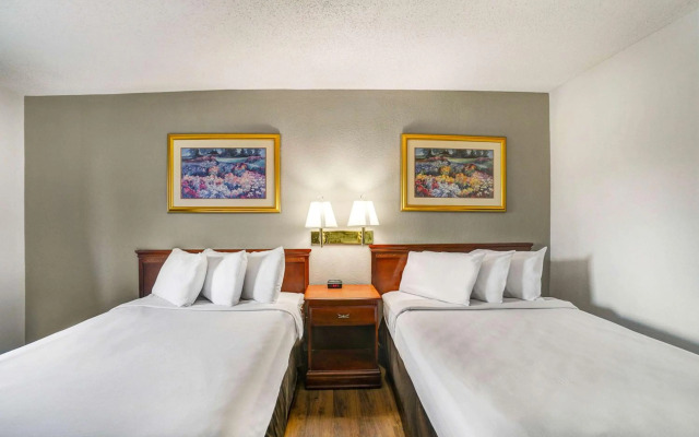 Motel 6 Lester, PA - Philadelphia Airport