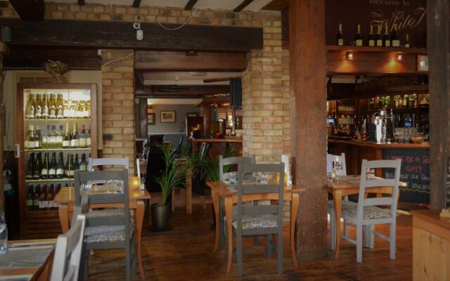 The White Hart Country Inn