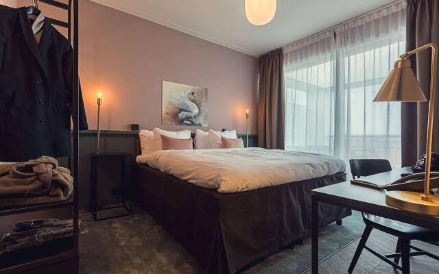 Best Western Plus Fort Worth Forest Hill Inn & Suites
