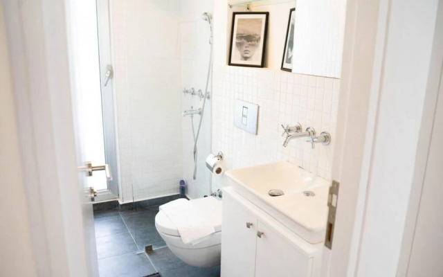 Stylish and Central Duplex House in Beyoglu