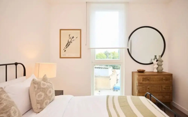 The Tottenham Paradise - Ravishing 2bdr Flat With Balcony