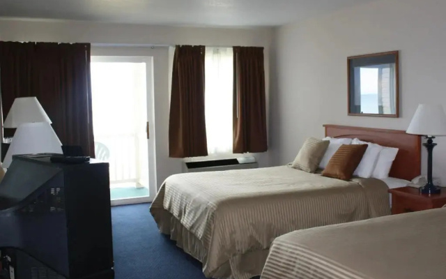 Best Western Lakefront Inn & Suites