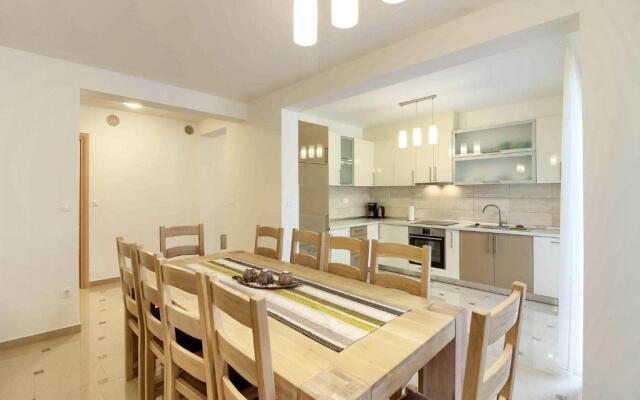 Luxury villa Banjole with private pool 200m from the beach