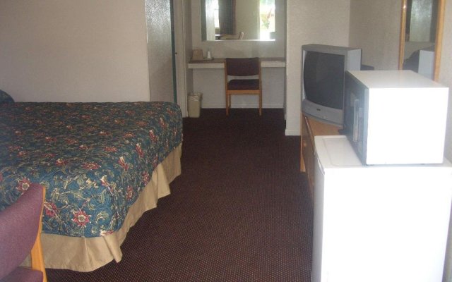 Benton Relax Inn