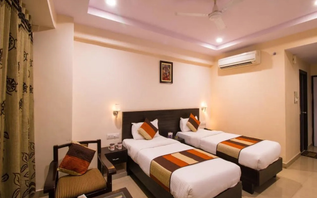 OYO 1903 Hotel Paras Inn