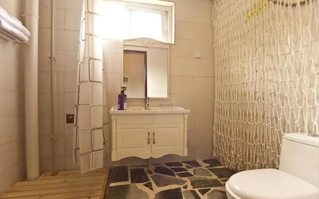 Pengzhou Anlan Holiday Manor