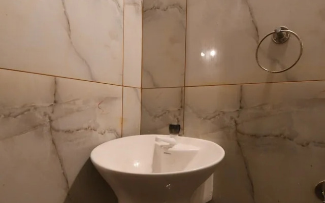 Hotel Plush