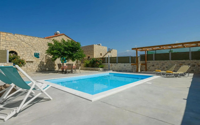 Orelia Cretan Villas & Deluxe Apartments