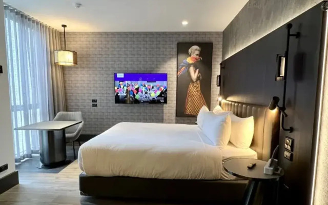The Motley Hotel Richmond, Tapestry Collection by Hilton