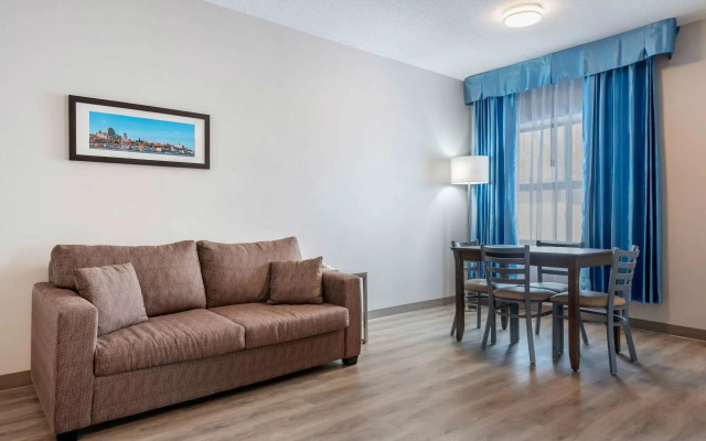 Quality Suites Quebec