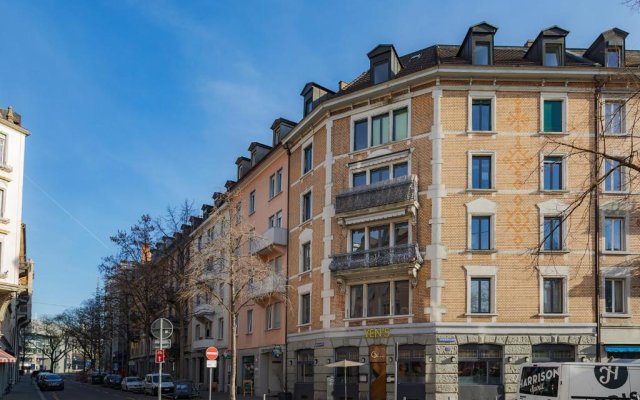 Apartments Swiss Star Aussersihl