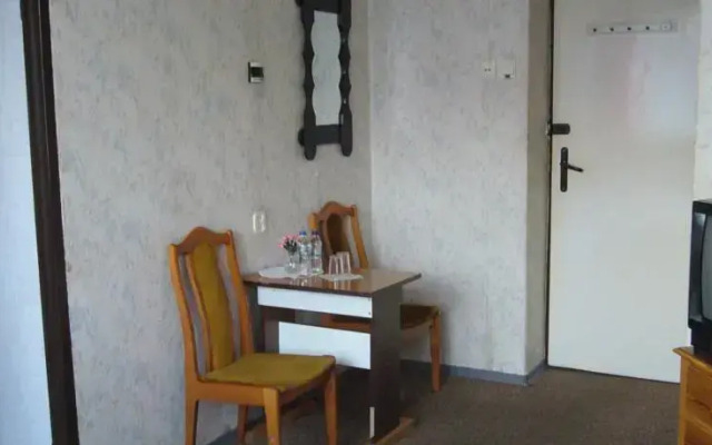 Karet Obiekt Hotelowy