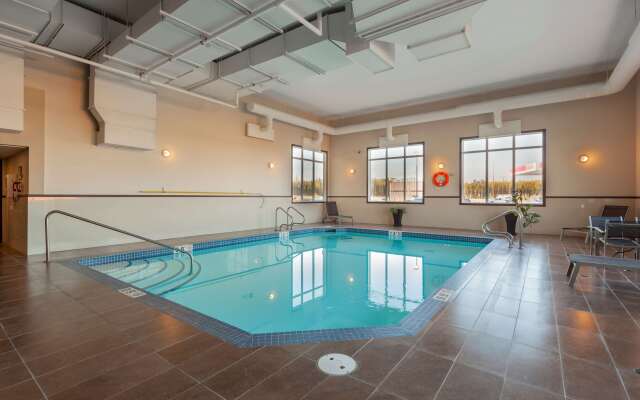 Best Western Plus Fox Creek