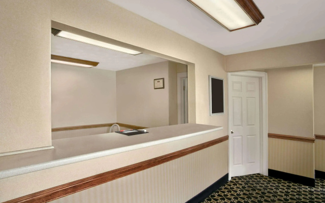Sandusky Inn