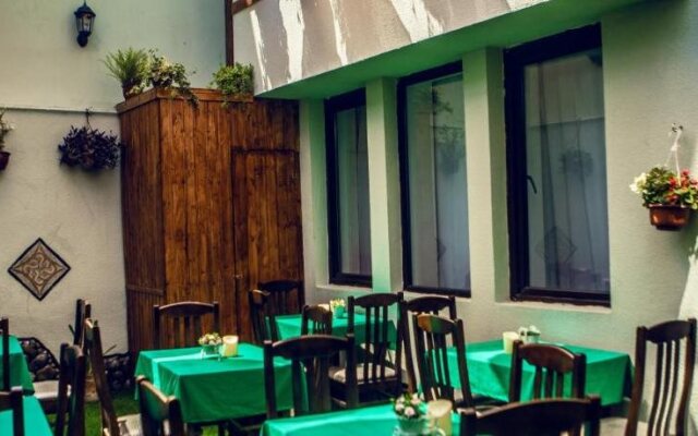 Twin Castle Boutique Hotel