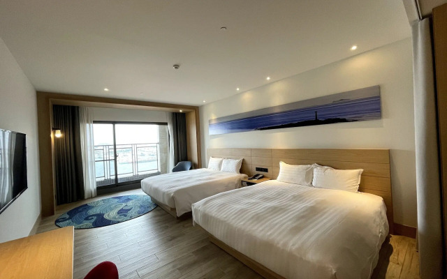 Discovery Hotel