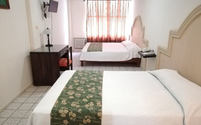 Hostal Plaza Jacona