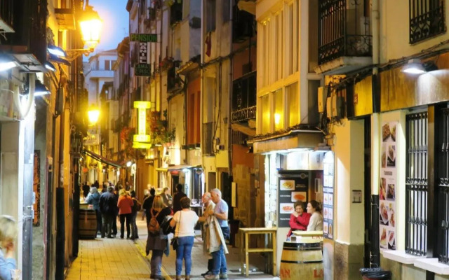 Apartamentos La Catedral 2º B - Pleno Centro