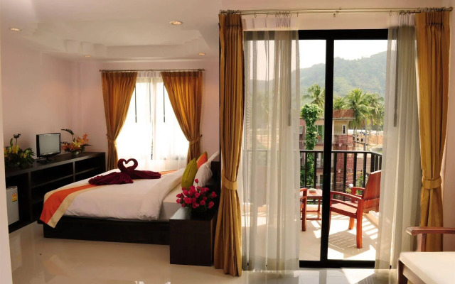 Ice Kamala Beach Hotel