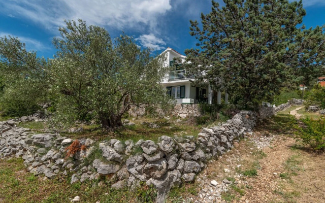 Casa Verde Apartment House