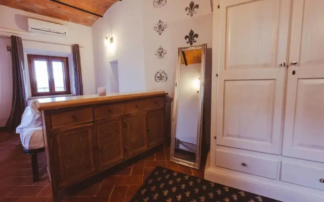 Tuscan Palace - Petit Apartment