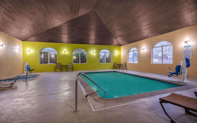 La Quinta Inn & Suites by Wyndham Castle Rock