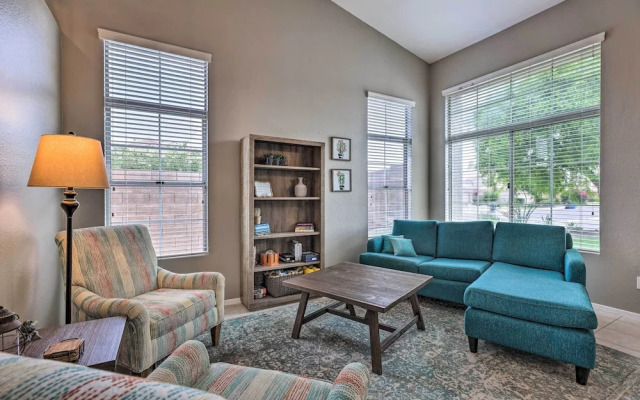 Beautiful Backyard: Comfortable Phoenix Getaway!