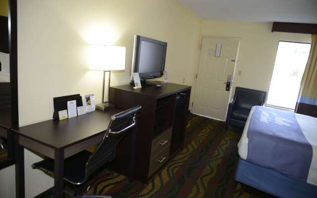 Days Inn by Wyndham Kodak/Sevierville Intrstate SmokeyMntns