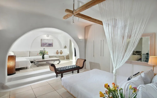 Paraga Scorpios Villa 2 7mins Walk to Beach by Calypso Sunset Villas