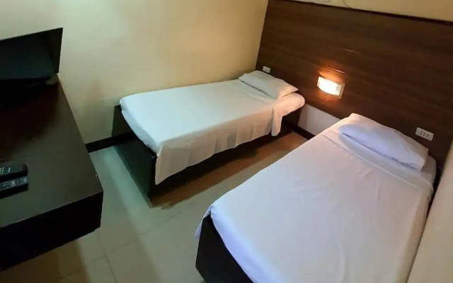 Anton's Inn Hotel