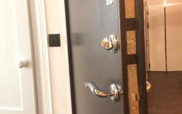 Dom Konchielova on Ispolkomskaya 5