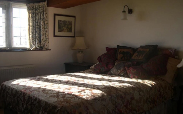 189 April Cottage