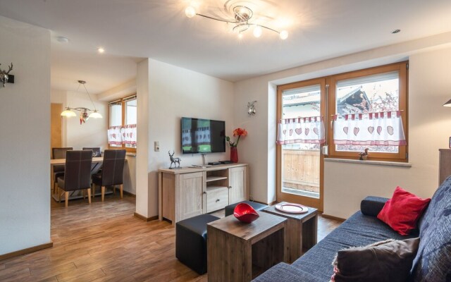 Spacious Apartment in Ellmau with Parking