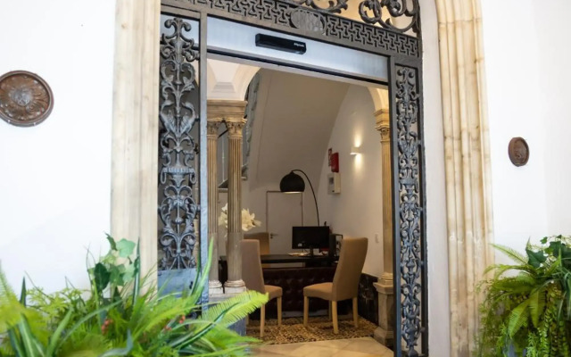 Plazuela del Carbón Suites