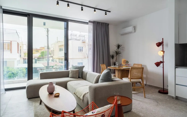 Solara - Stylish Balcony Apartments in Larnaca