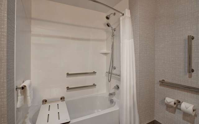 Hampton Inn & Suites Deptford