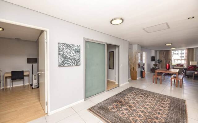 Homey Apartment at the Greenmarket Square