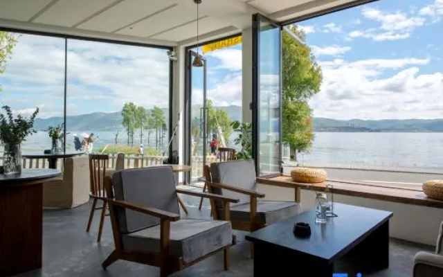 Xingshan·villa Seaview Holiday Hotel (Dali Erhai Longkan Wharf)