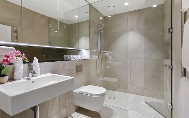 Modern & elegant living Wynyard Quarter
