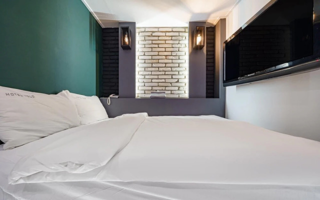Hotel YOLO Yeongdeungpo